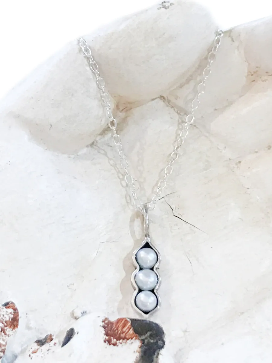 Pearl Pea Pod Necklace