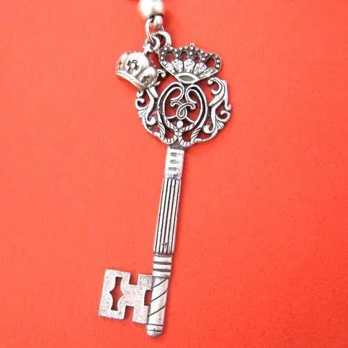 Skeleton Key Pendant with Decorative Crown Detail Necklace in Silver